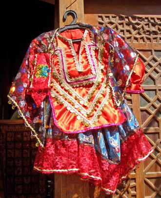 Child's dress at Vakil Bazaar.